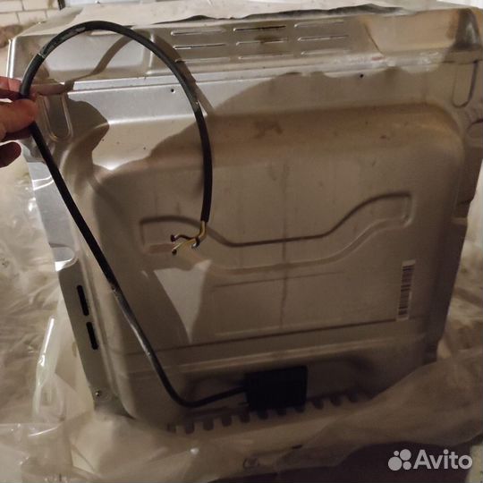 Духовой шкаф Ariston, в ремонт