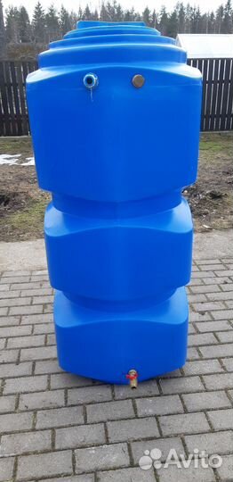 Емкость для воды polymer group 500 с клапаном