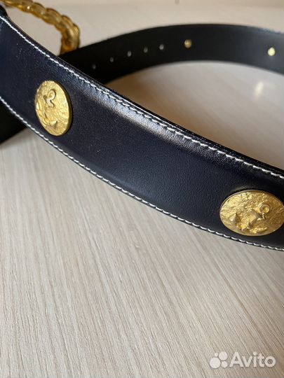 Ремень женский кожаный Escada