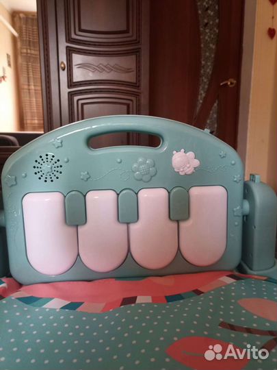 Развивающий коврик