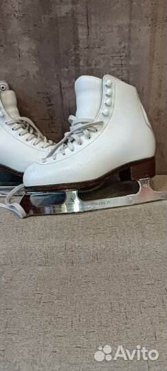 Коньки для фигурного катания