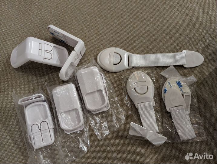 Блокираторы от детей на выдвижные ящики