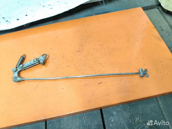 Тяга заднего тормоза Урал