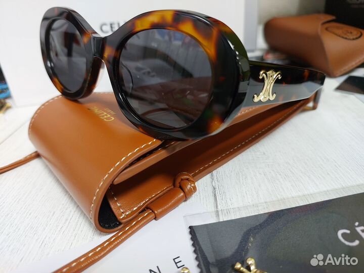 Солнцезащитные очки Celine CL 40194A