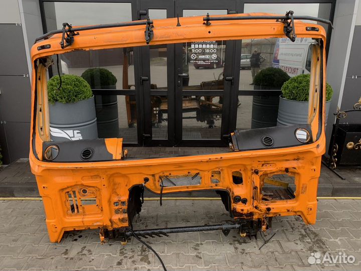 Каркас кабины передняя часть Man F2000