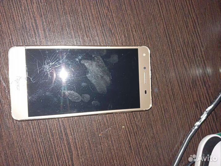 Телефон honor lyo l21