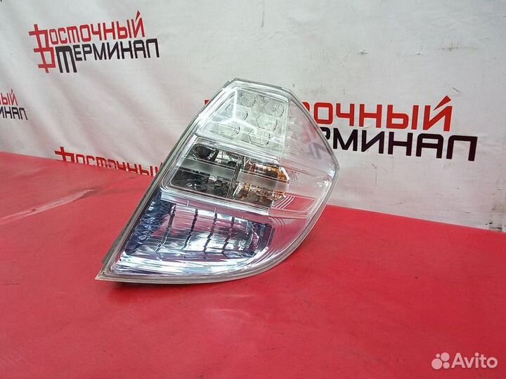 Стоп-сигнал honda FIT LDA