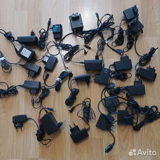 Зарядное устройство