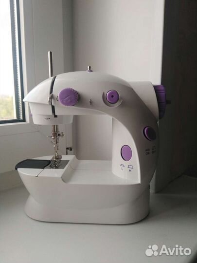 Детская швейная машинка