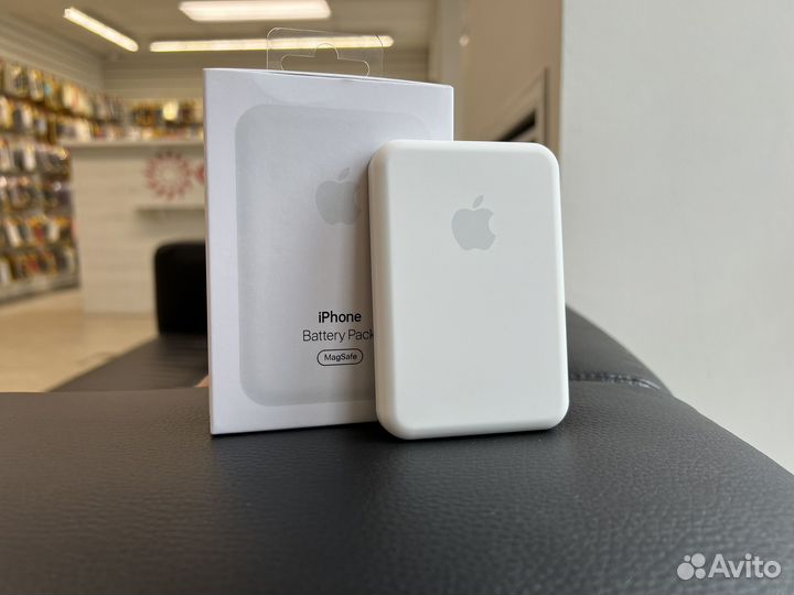 Внешний аккумулятор MagSafe Battery Pack 4000Mah