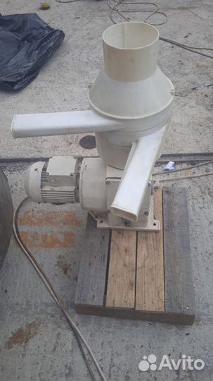 Сепаратор-сливкоотделитель марки Ж5-осб