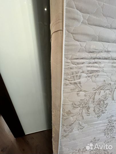 Матрас 90 на 190 бу чистый