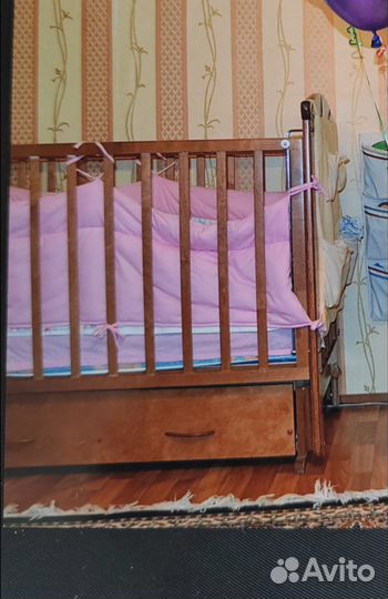 Детская кроватка