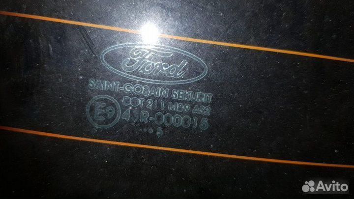 Стекло заднее Ford Focus 2