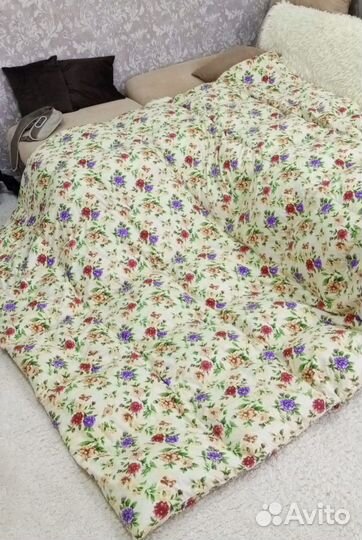 Одеяло пуховое