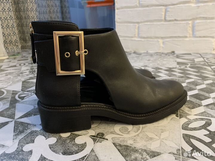 Ботинки Stradivarius