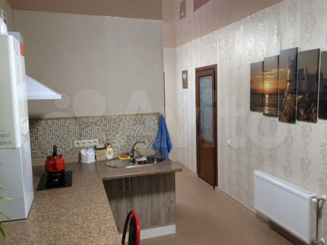 Комната 20 м² в 4-к., 1/1 эт.