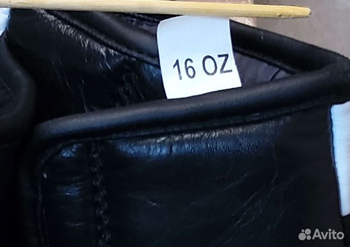 Боксерские перчатки 14