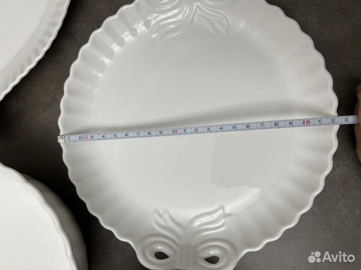 Набор столовой посуды для сервировки