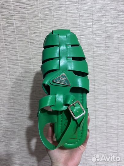 Босоножки женские 38 размер