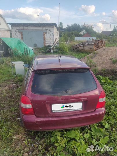 Mazda 323, 2000