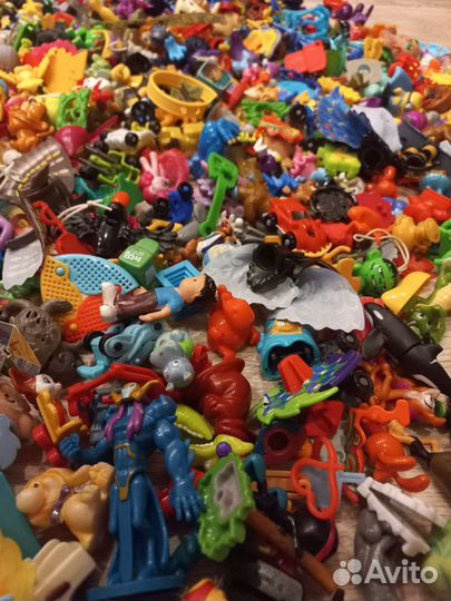 Коробка киндеров