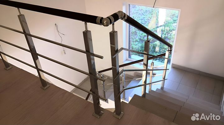 Перила из нержавейки для дома и дачи