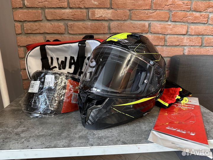 Карбоновый шлем LS2 FF327 размер L