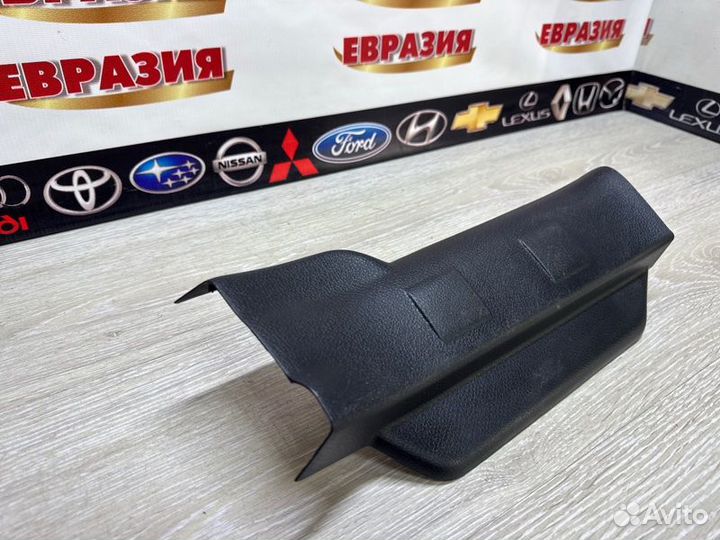 Накладка на порог задняя правая Nissan X-Trail T31