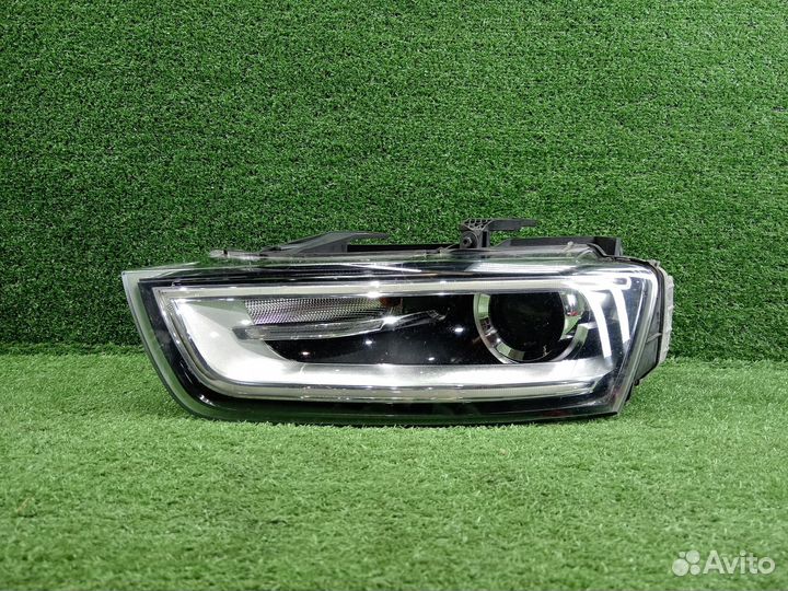 Фара левая Xenon Audi Q3 8U