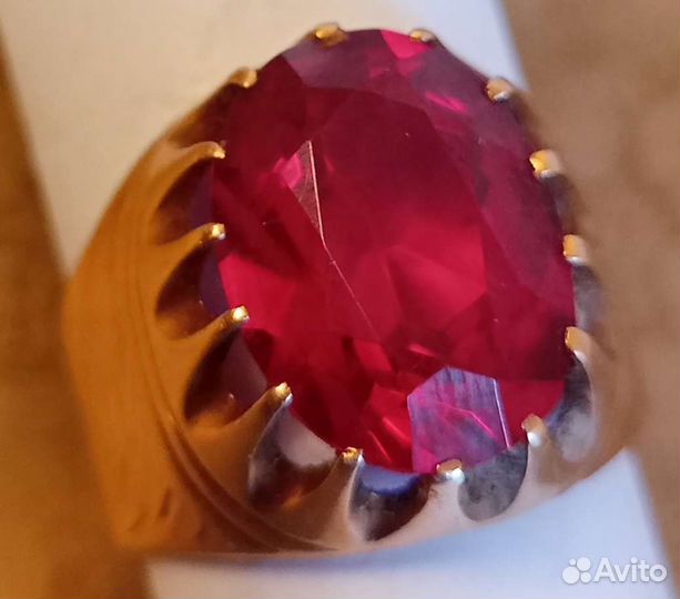 Золотой перстень женский СССР 583