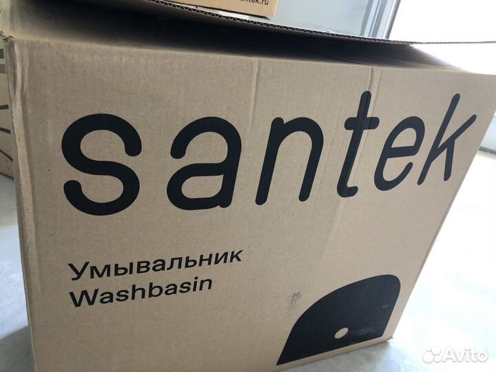 Умывальник с постаментом