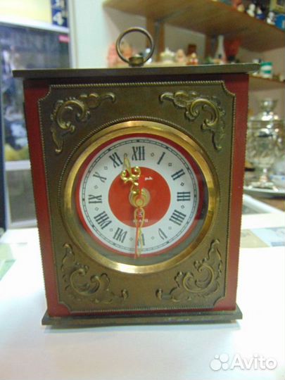 Часы Янтарь,Весна.На ходу