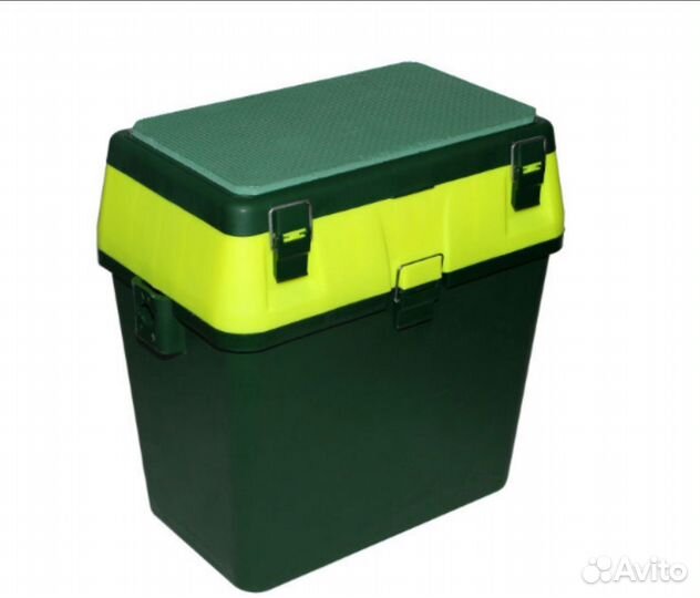 Рыболовный ящик с снастями