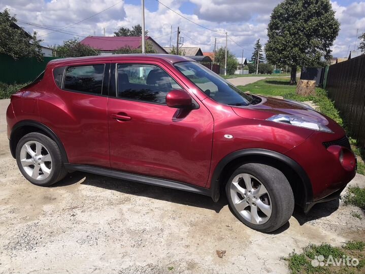Nissan Juke, 2011