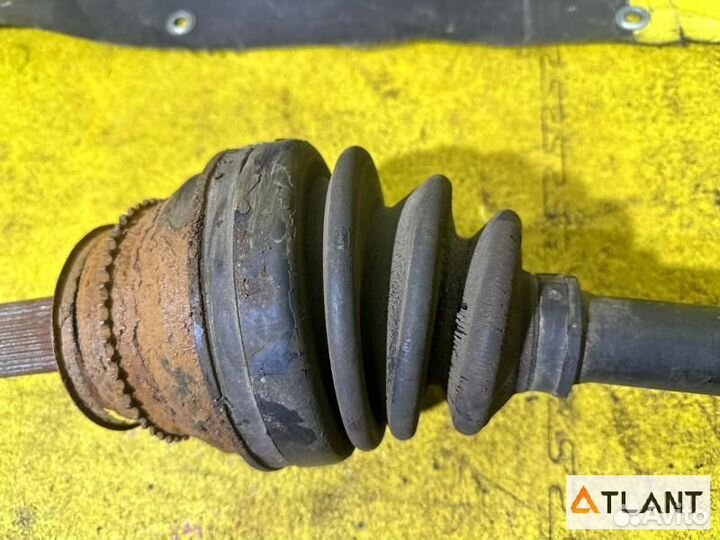 Привод задний правый mitsubishi pajero