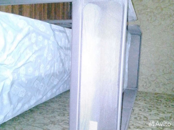 Двухэтажная кровать