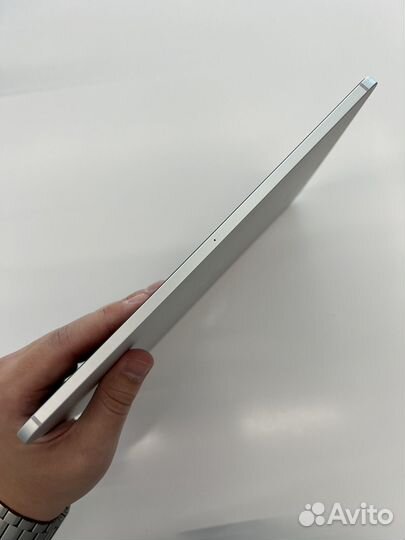 iPad Pro 11 2018 1 поколения Silver 64Gb Сим