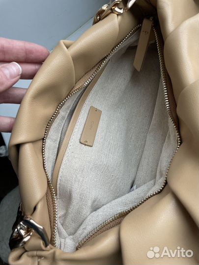 Сумка бежевая mango