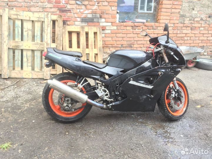 Kawasaki zxr 400