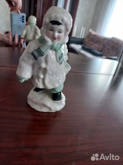 Фарфоровые статуэтки