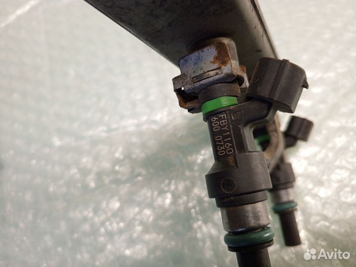 Форсунка топливная Nissan Note E11 HR16