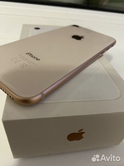 iPhone 8, 64 ГБ