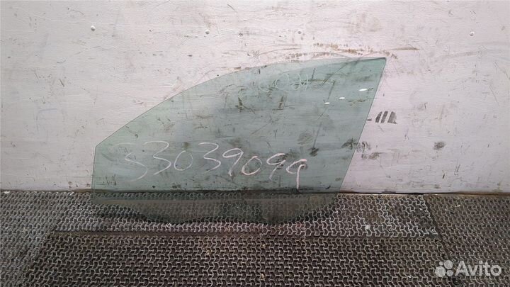 Стекло боковой двери Chrysler Town-Country, 2007