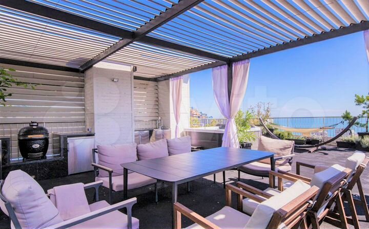 3-к. квартира, 270 м², 15/16 эт.