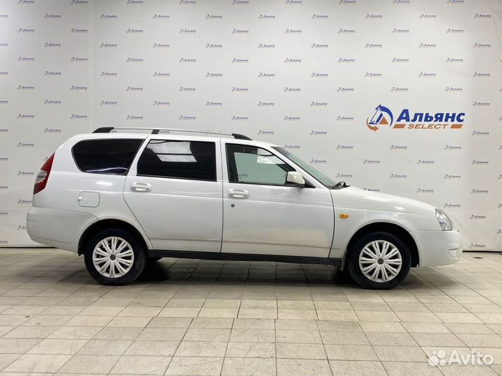 LADA Priora 1.6 МТ, 2011, 200 965 км