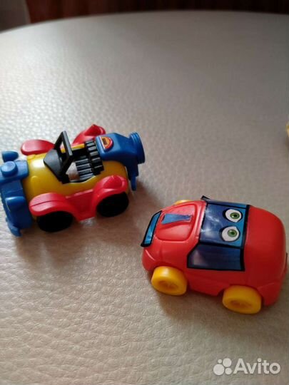 Игрушки из киндер-сюрпризов