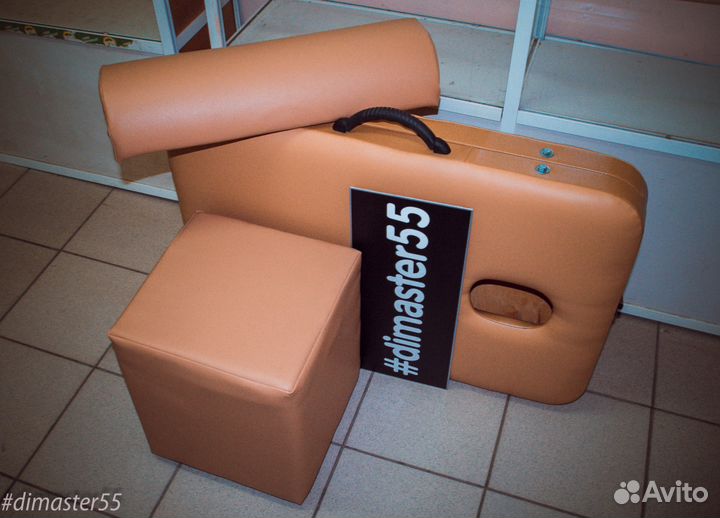 Массажные и косметологические столы-кушетки