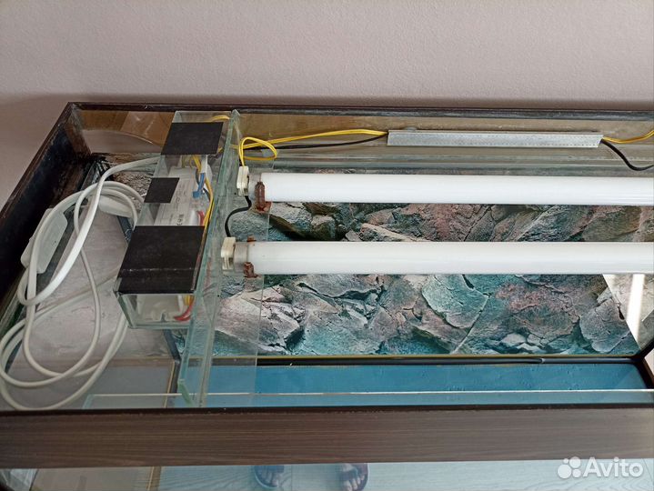 Аквариум 100 л с тумбой
