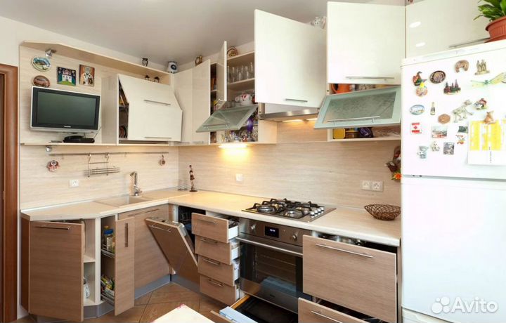 Кухонный гарнитур цена за всё